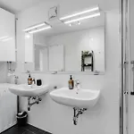 Apartment Urban Jungle Design - Historic Center With Free Parking & Panoramic View By Hero Homes *