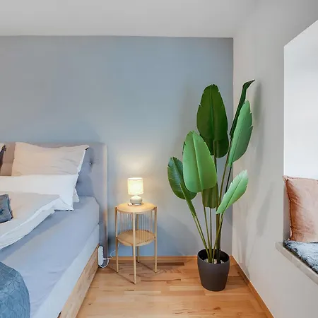 Schlossberg Panorama - 3br & Free Parking In Altstadt By Hero Homes דירה
