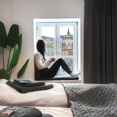 Urban Jungle Design - Historic Center With Free Parking & Panoramic View By Hero Homes Appartement Graz