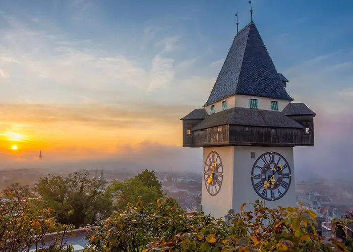 Urban Jungle Design - Historic Center With Free Parking & Panoramic View By Hero Homes Graz