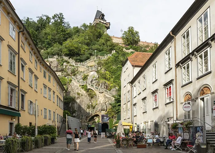 Apartament Urban Jungle Design - Historic Center With Free Parking & Panoramic View By Hero Homes *